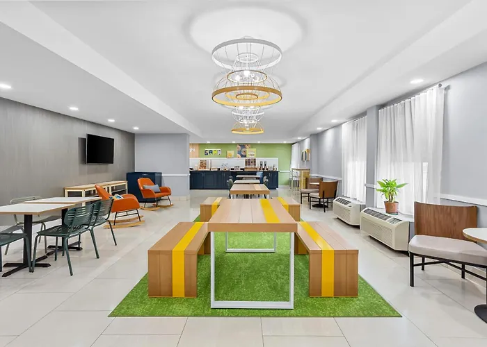 Inn Spark By Hilton Chicago O'hare 3*