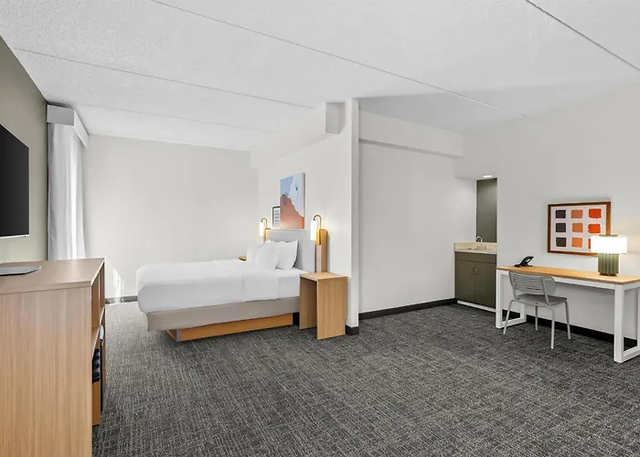 Spark By Hilton Chicago O'hare 3*