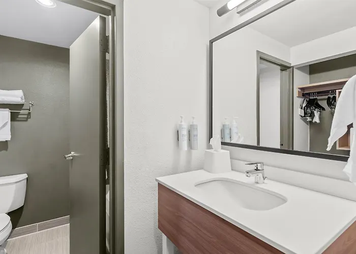 Inn Spark By Hilton Chicago O'hare